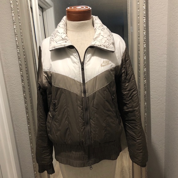 nike women's reversible heavyweight puffer jacket